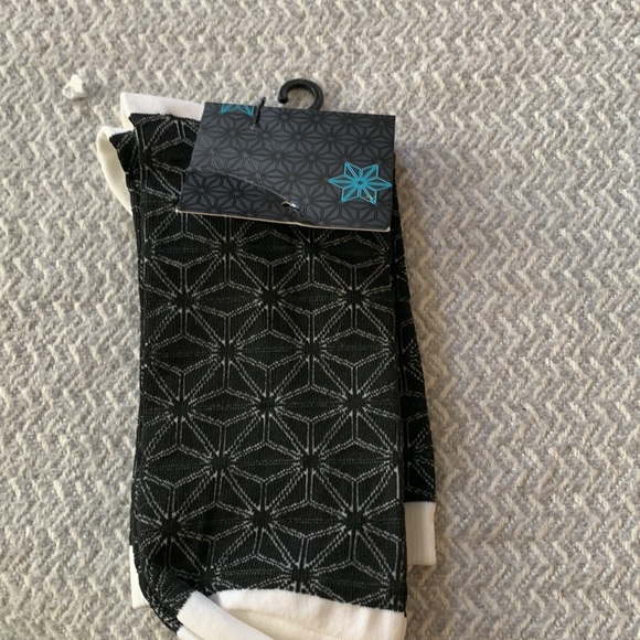 3for$15 bundle Supacaz black and white new socks - Picture 2 of 3